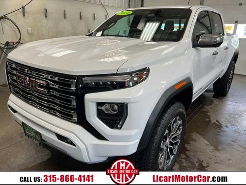 2024 GMC Canyon Denali