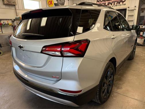 2022 Chevrolet Equinox AWD RS