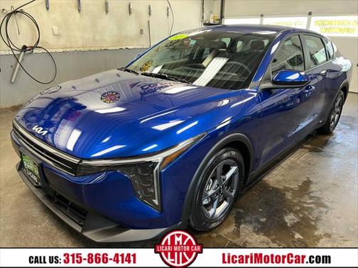 2025 Kia K4 LXS