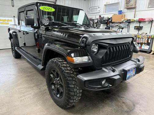 2022 Jeep Gladiator Sport
