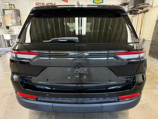 2023 Jeep Grand Cherokee Limited X
