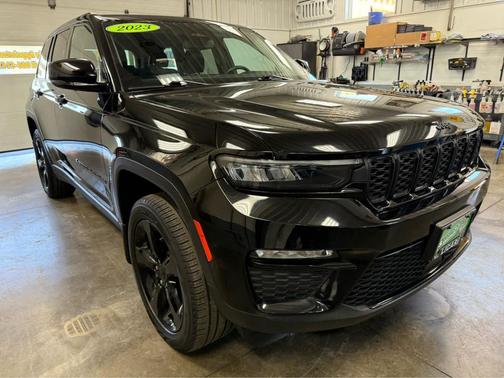 2023 Jeep Grand Cherokee Limited X