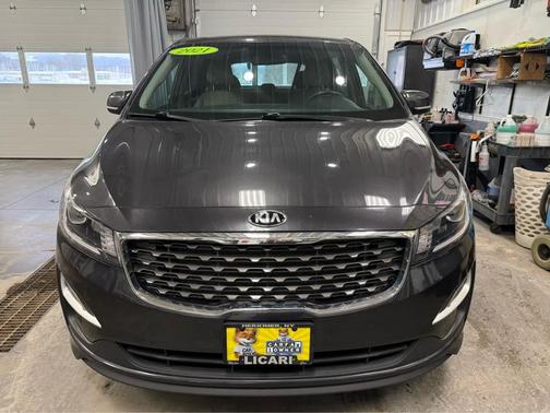 2021 Kia Sedona LX