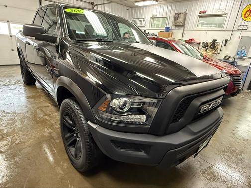 2022 RAM 1500 Classic Warlock Quad Cab 4x4 6'4' Box