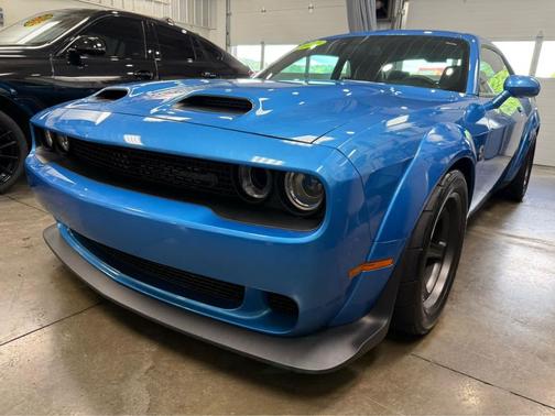 B5 Blue Pearlcoat 2023 Dodge Challenger SRT Super Stock