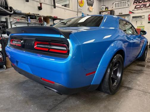 B5 Blue Pearlcoat 2023 Dodge Challenger SRT Super Stock
