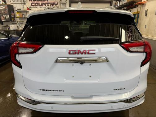 2022 GMC Terrain Denali