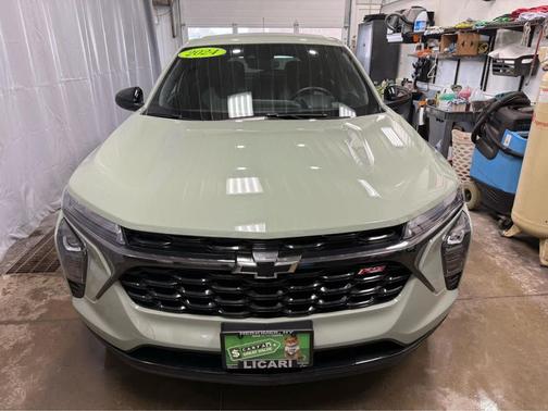 2024 Chevrolet Trax FWD 1RS