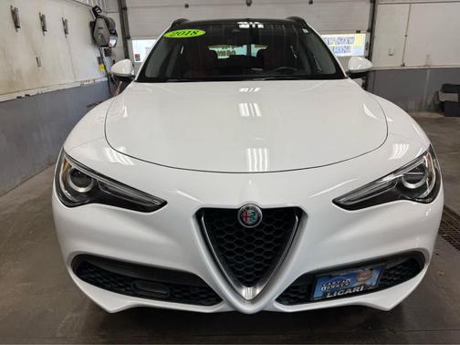 2018 Alfa Romeo Stelvio Sport