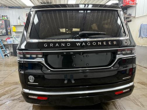 2022 Jeep Grand Wagoneer Series III 4x4