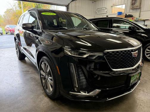 2025 Cadillac XT6 Premium Luxury AWD