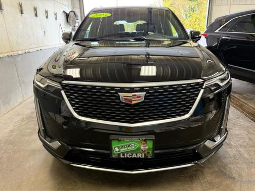 2025 Cadillac XT6 Premium Luxury AWD