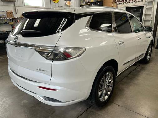 2024 Buick Enclave Avenir AWD