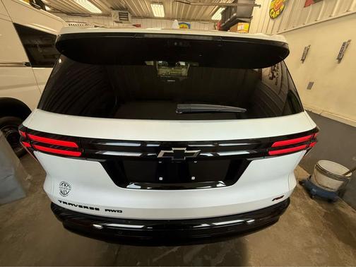 2024 Chevrolet Traverse RS
