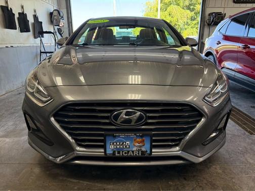 2018 Hyundai SONATA SE