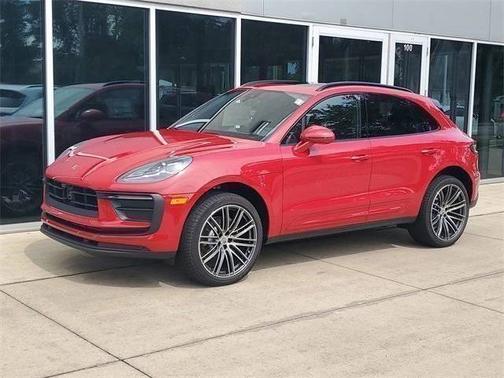 2025 Porsche Macan 