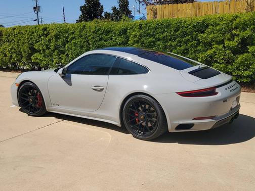 2018 Porsche 911 