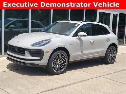 Chalk 2025 Porsche Macan