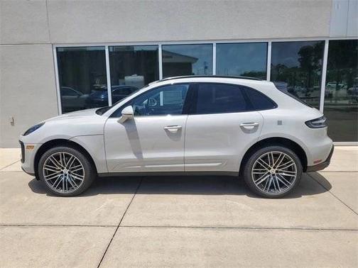 Chalk 2025 Porsche Macan