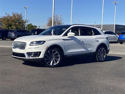 2020 Lincoln Nautilus Reserve