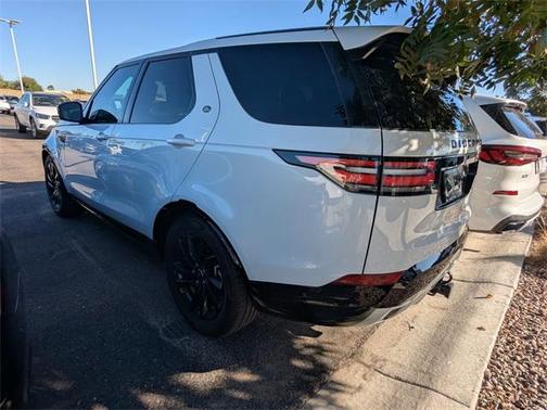 2020 Land Rover Discovery Landmark