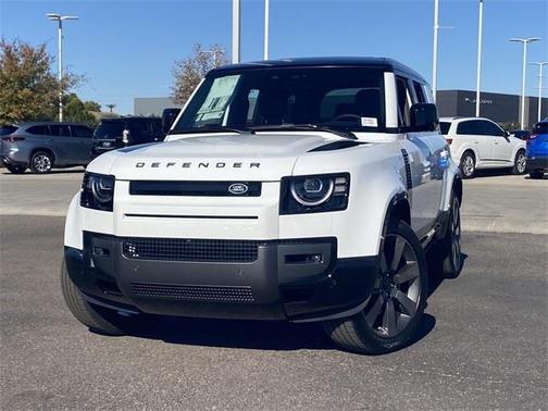 2026 Land Rover Defender 110 V8