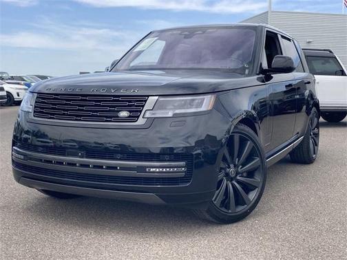 2023 Land Rover Range Rover P530 SE