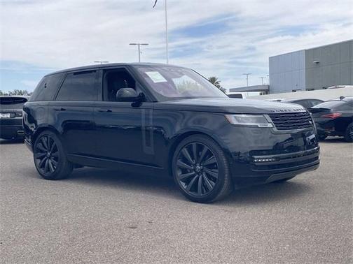 2023 Land Rover Range Rover P530 SE