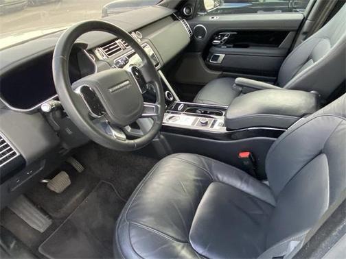 2022 Land Rover Range Rover Base