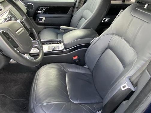 2022 Land Rover Range Rover Base