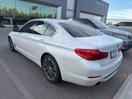 Mineral White Metallic 2020 BMW 530 i
