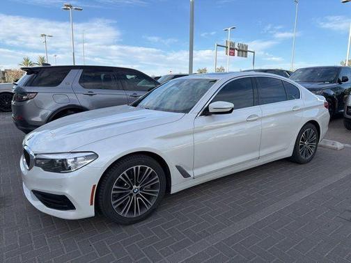 Mineral White Metallic 2020 BMW 530 i