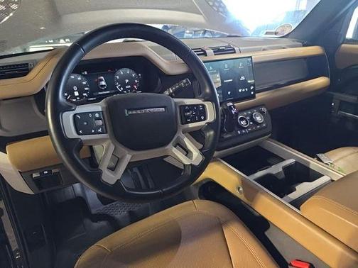 2025 Land Rover Defender P300