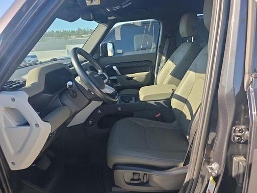 2023 Land Rover Defender 110 X-Dynamic SE