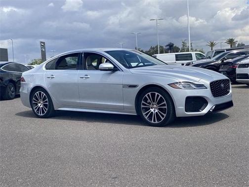 2022 Jaguar XF P300 R-Dynamic SE