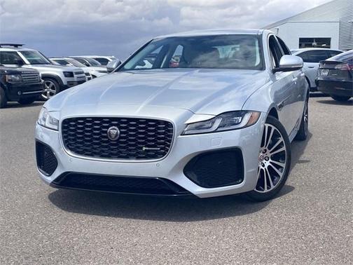 2022 Jaguar XF P300 R-Dynamic SE