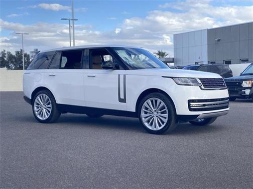 2025 Land Rover Range Rover P530 SE 7 Seat