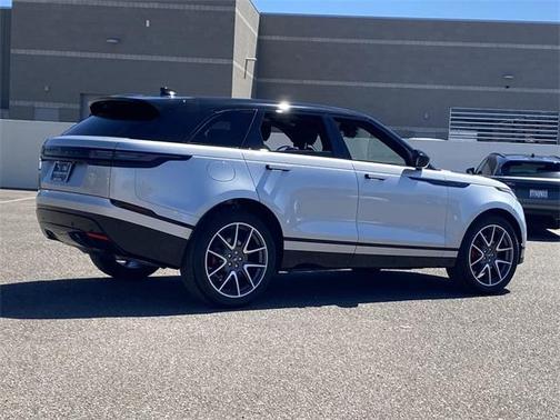 2025 Land Rover Range Rover Velar P250 Dynamic SE