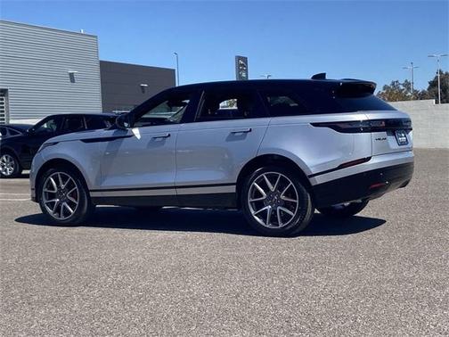 2025 Land Rover Range Rover Velar P250 Dynamic SE