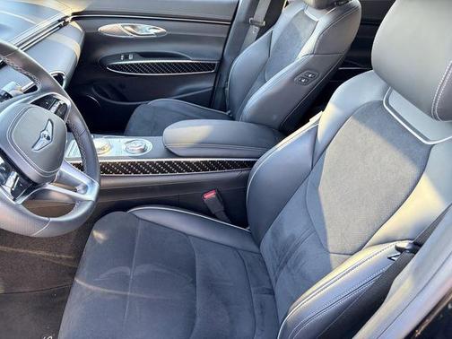 Vik Black 2022 Genesis GV70 3.5T Sport