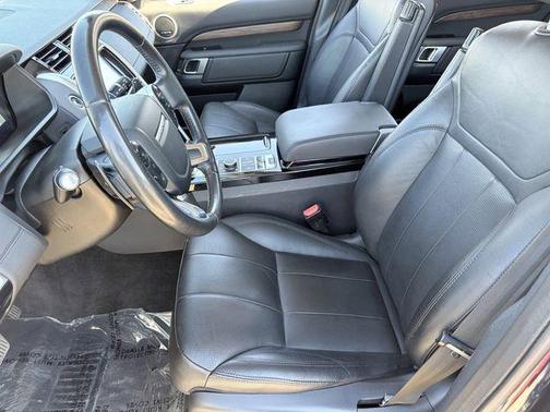 Portofino Blue 2020 Land Rover Discovery HSE