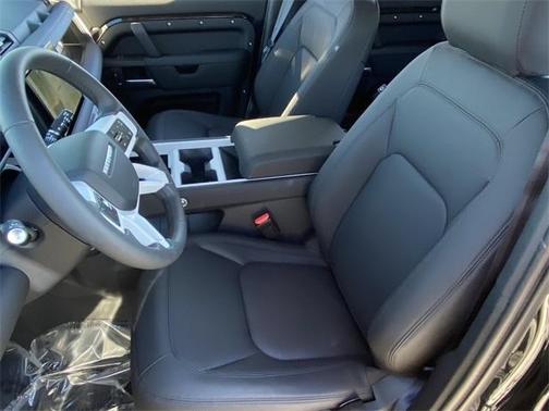 2025 Land Rover Defender P300