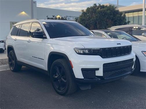 2023 Jeep Grand Cherokee L Laredo