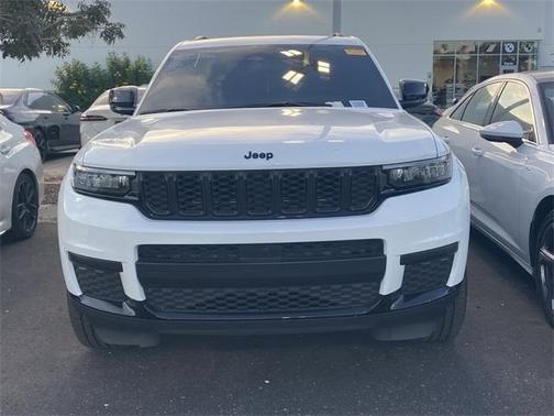 2023 Jeep Grand Cherokee L Laredo