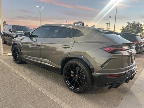 2021 Lamborghini Urus
