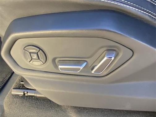 2021 Lamborghini Urus Base