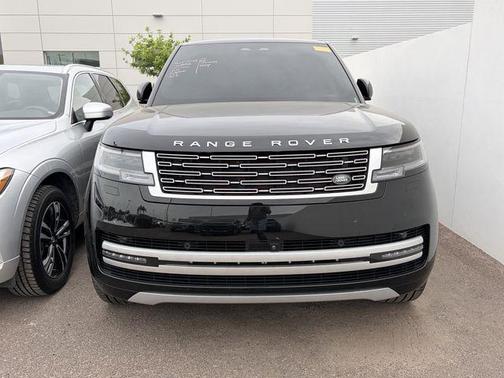 Santorini Black 2025 Land Rover Range Rover P530 Autobiography