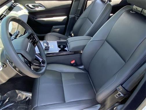 2026 Land Rover Range Rover Velar P250 Dynamic SE