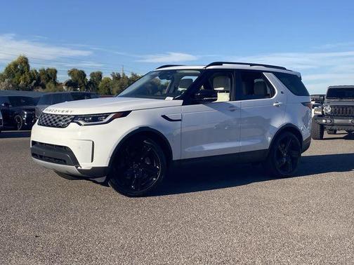 2025 Land Rover Discovery P300 S