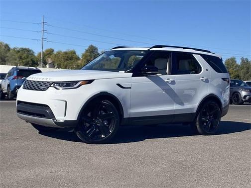 2025 Land Rover Discovery P300 S